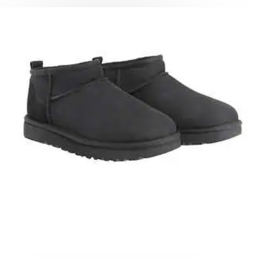 UGG Classic Ultra Mini Boot Black 7